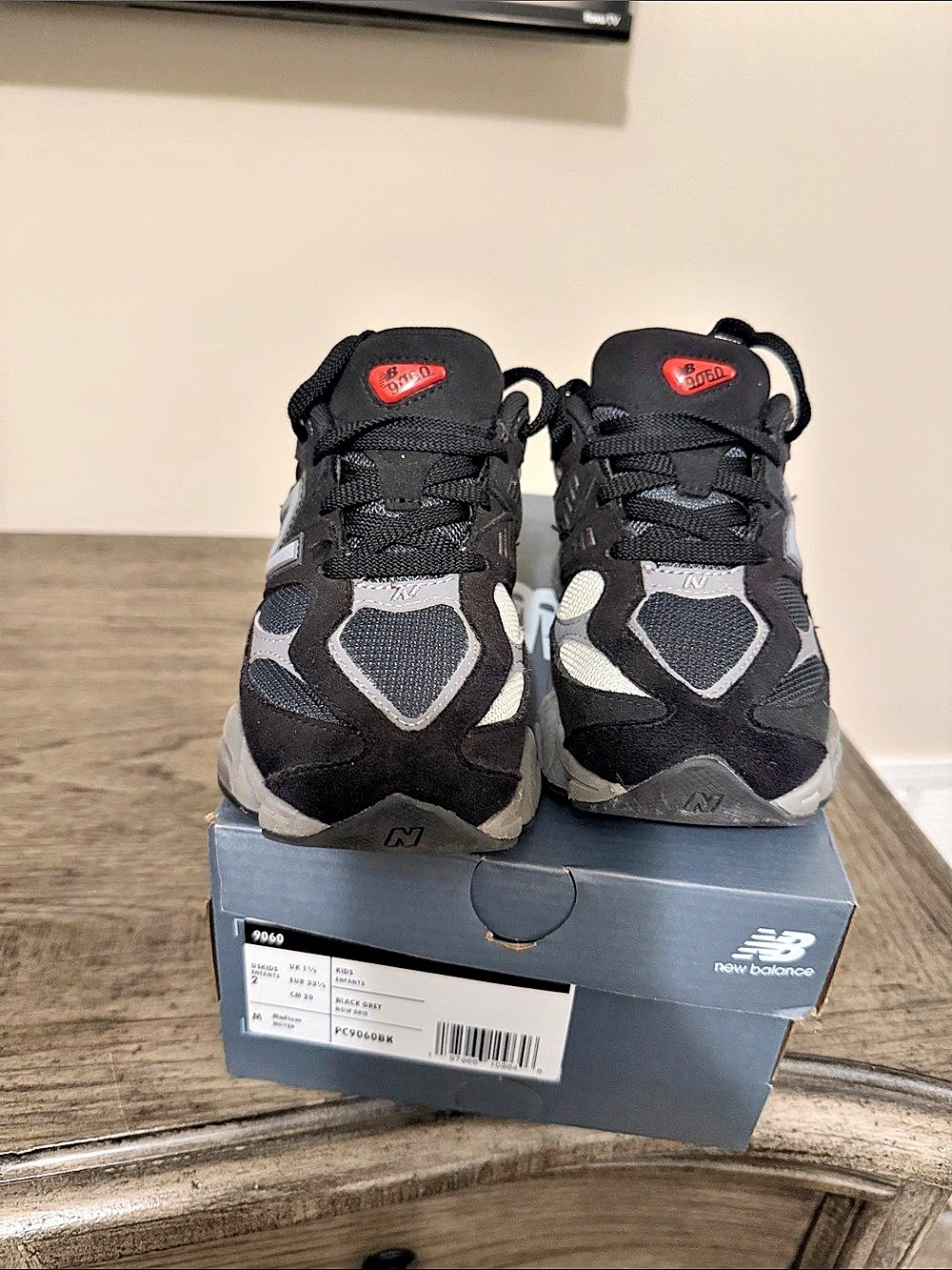 New Balance 9060 2Y